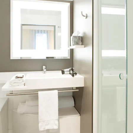 Novotel Europe Ξενοδοχείο 4*